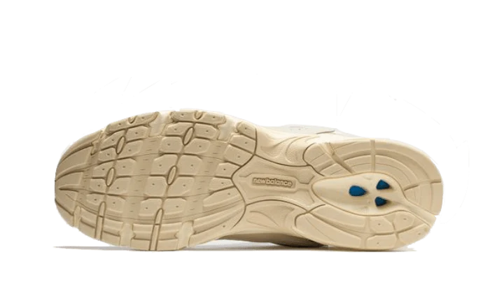 New Balance 530 Beige Angora - Image 4