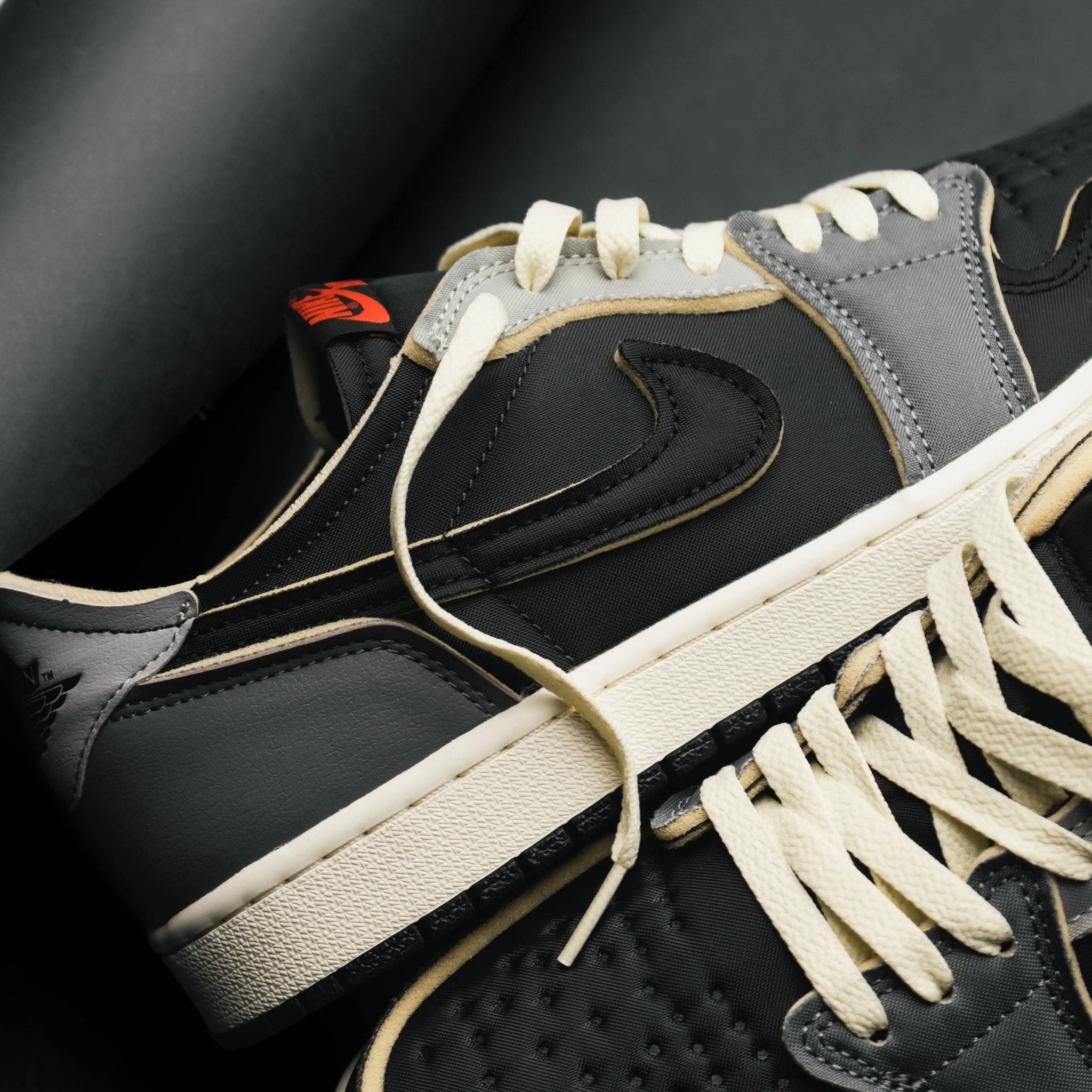 Air Jordan 1 Low OG EX Dark Smoke Grey - Image 3