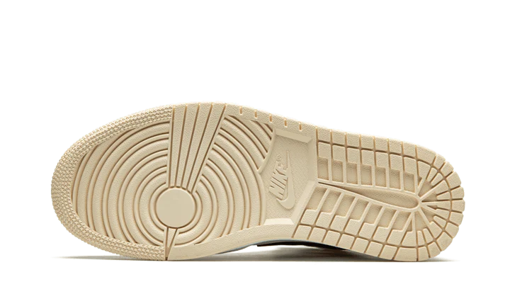 Air Jordan 1 Mid Barely Orange - Image 4