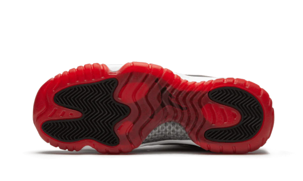 Air Jordan 11 Low White Bred - Image 4