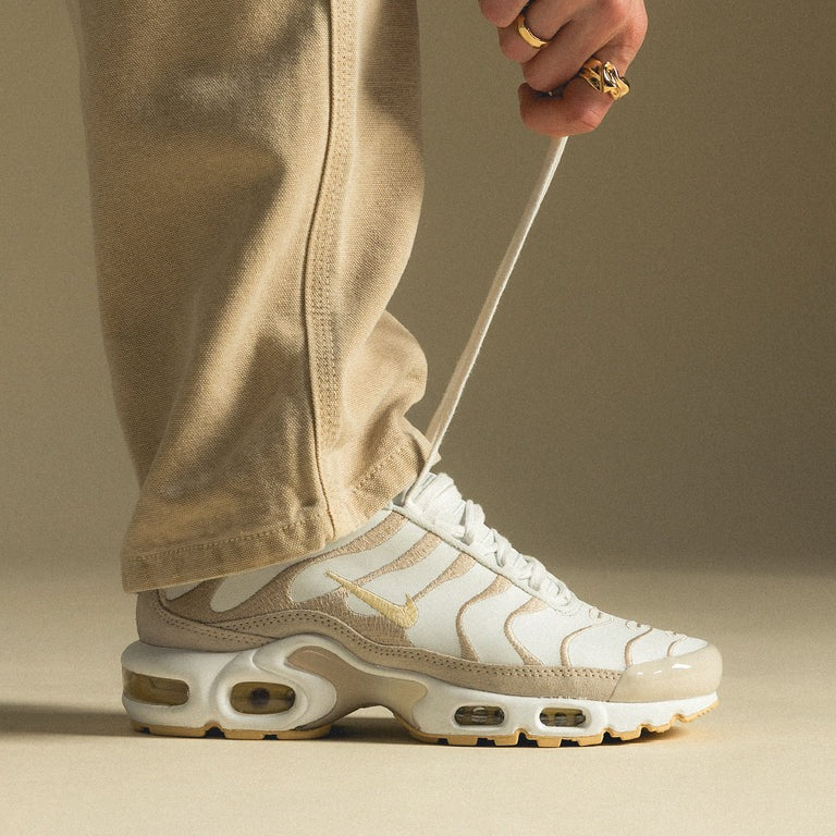 Nike Air Max Plus PRM Sanddrift - Image 2