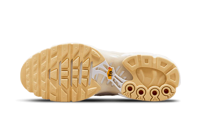 Nike Air Max Plus PRM Sanddrift - Image 4