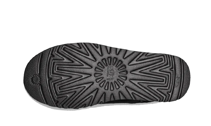 UGG Classic Slip-On Black - Image 3