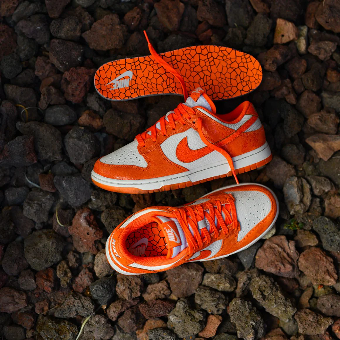 Nike Dunk Low Cracked Orange - Image 2