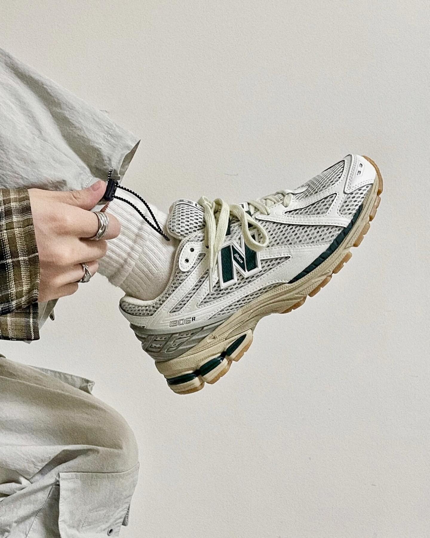 New Balance 1906R White Green Cream - Image 2