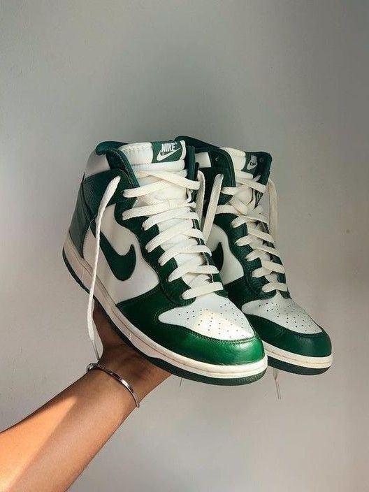 Nike Dunk High Australia - Image 4