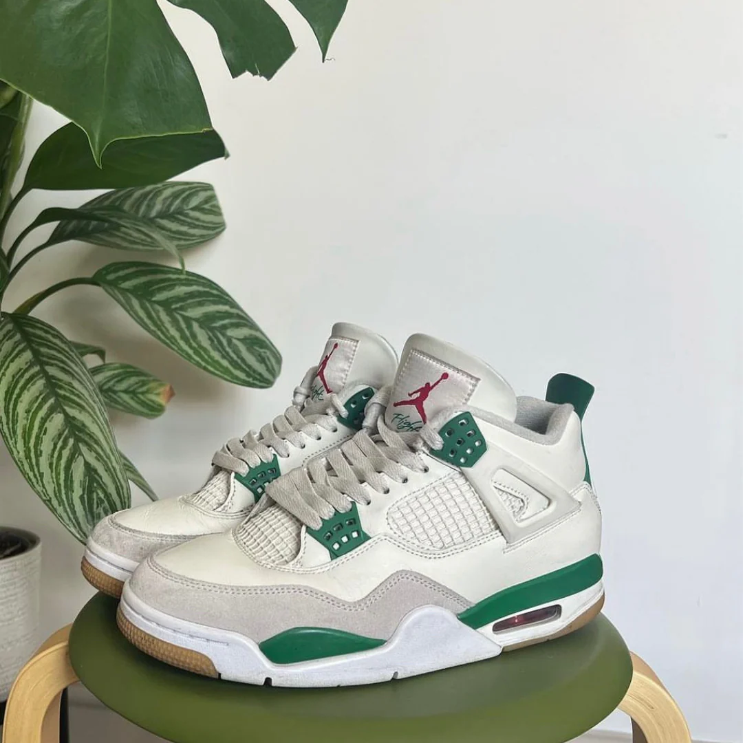 Nike SB x Air Jordan 4 Retro Pine Green - Image 6