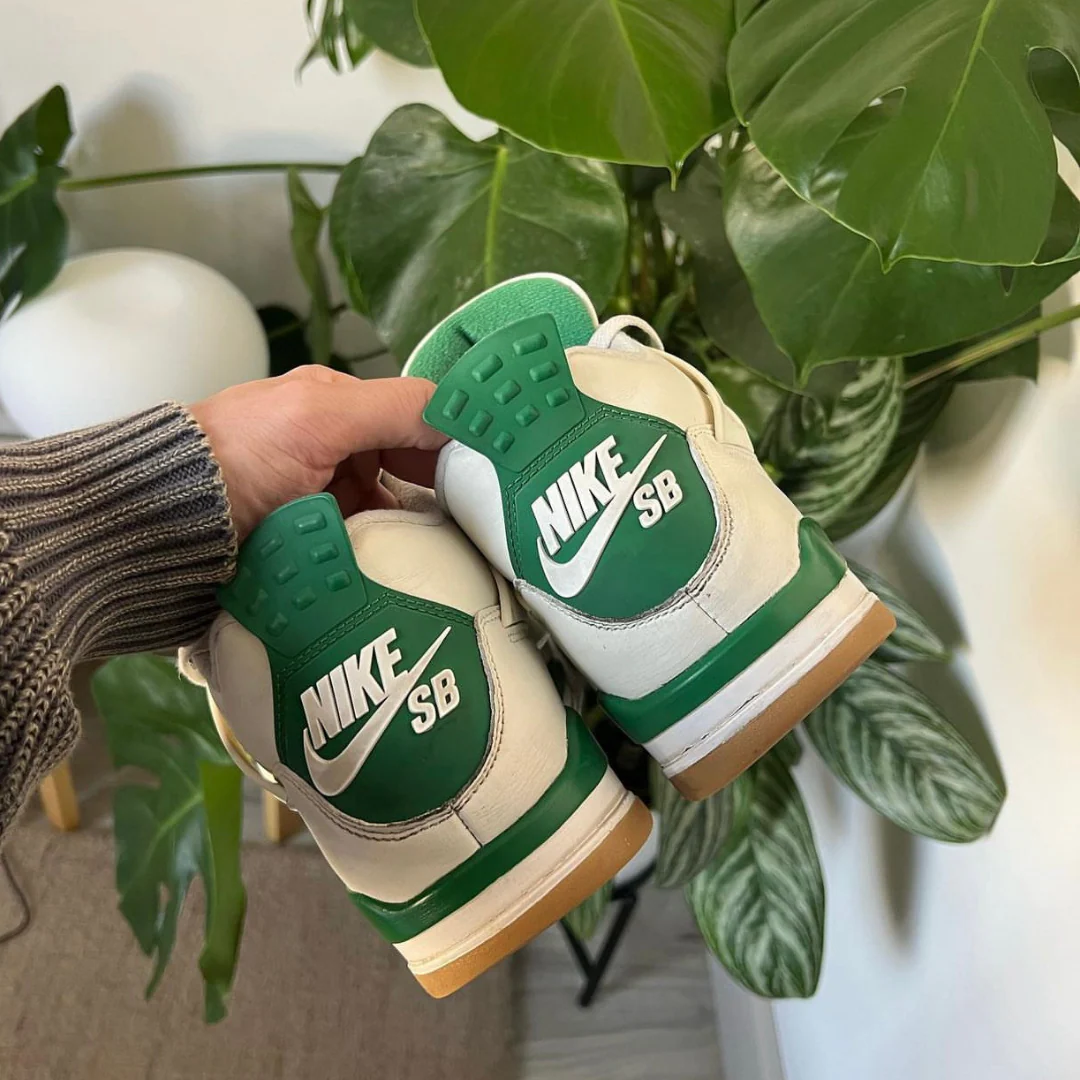 Nike SB x Air Jordan 4 Retro Pine Green - Image 8