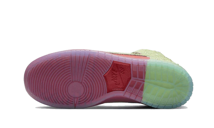 Nike SB Dunk High Pro QS Strawberry Cough - Image 3