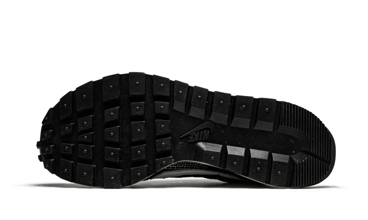 Nike Vaporwaffle Sacai Black White - Image 4